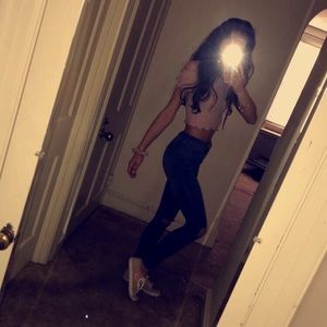 Meet your Posher, Sidney